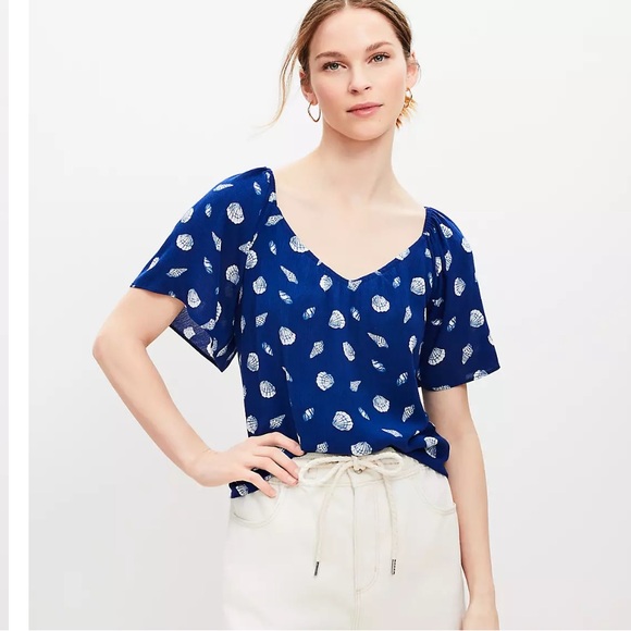 LOFT Tops - LOFT Blue Shell Blouse Large